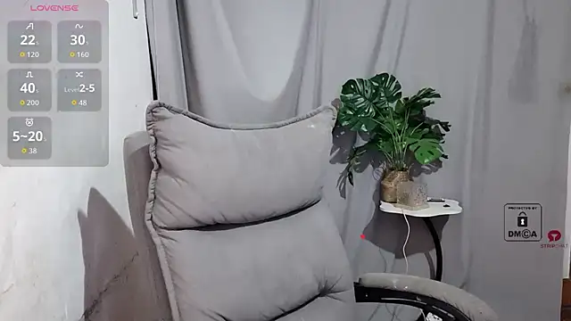 Snapshot of agreeable-22 chatting on 7, 11, 2025 agreeable-22 online show from 7, 11, 2025