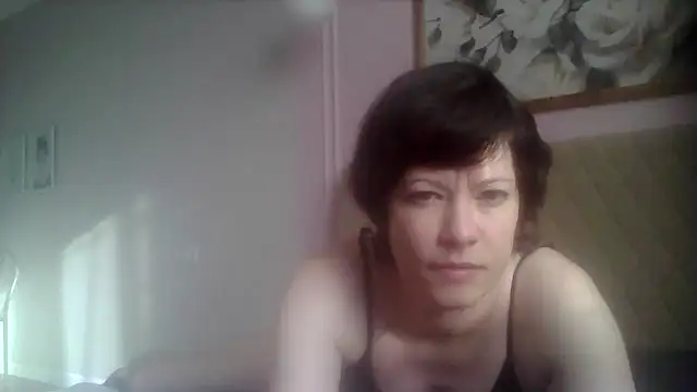 Snapshot of SunElizabeth chatting on 23, 6, 2026 SunElizabeth online show from 23, 6, 2026
