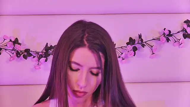 Snapshot of LunaWills_ chatting on 13, 3, 2025 LunaWills online show from 13, 3, 2025