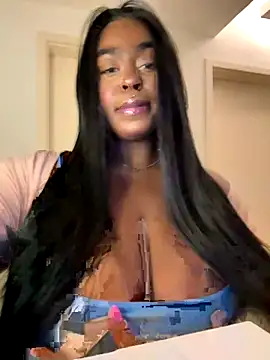 latinababyy online show from 8, 11, 2025