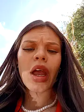 Snapshot of Violeta_12- chatting on 27, 1, 2025 Violeta 12- online show from 27, 1, 2025