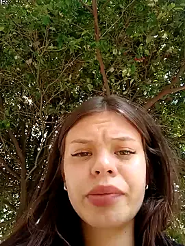 Snapshot of Violeta_12- chatting on 1, 2, 2025 Violeta 12- online show from 1, 2, 2025