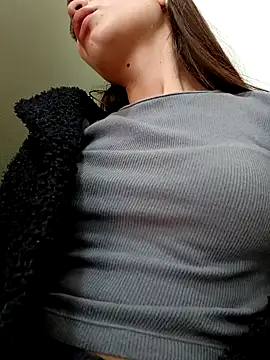 Snapshot of Violeta_12- chatting on 8, 2, 2025 Violeta 12- online show from 8, 2, 2025