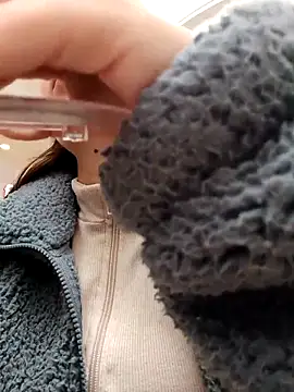 Snapshot of Violeta_12- chatting on 11, 3, 2025 Violeta 12- online show from 11, 3, 2025