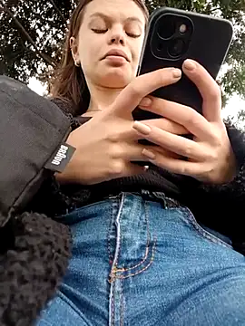 Snapshot of Violeta_12- chatting on 12, 3, 2025 Violeta 12- online show from 12, 3, 2025