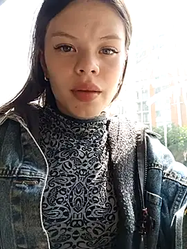 Snapshot of Violeta_12- chatting on 15, 3, 2025 Violeta 12- online show from 15, 3, 2025