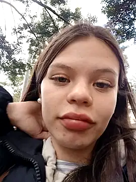 Snapshot of Violeta_12- chatting on 17, 3, 2025 Violeta 12- online show from 17, 3, 2025