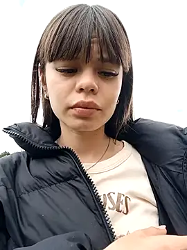 Snapshot of Violeta_12- chatting on 1, 10, 2025 Violeta 12- online show from 1, 10, 2025