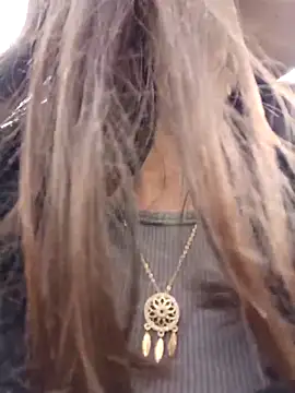 Snapshot of Violeta_12- chatting on 24, 10, 2025 Violeta 12- online show from 24, 10, 2025