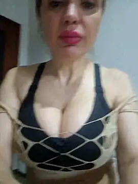 Snapshot of eva_ragazzadolce chatting on 2, 3, 2025 eva ragazzadolce online show from 2, 3, 2025