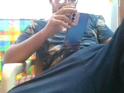 naughtymike0007 online show from 26, 9, 2025