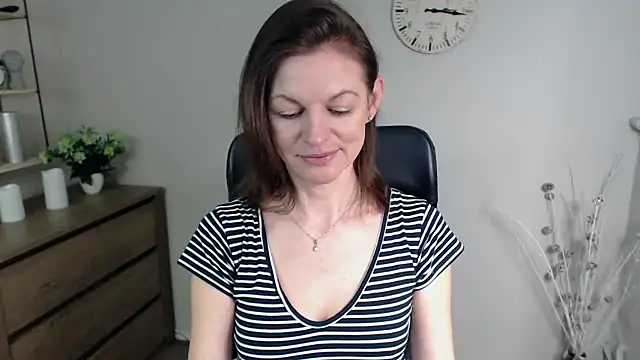 VivianWILD online show from 23, 1, 2025