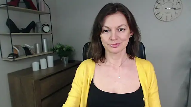 VivianWILD online show from 27, 2, 2025