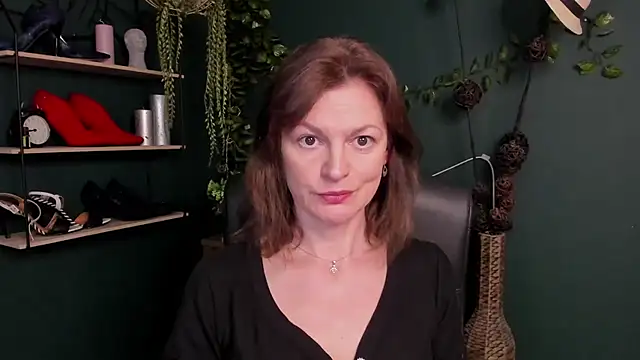 VivianWILD online show from 10, 3, 2025