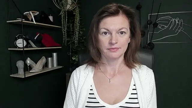 VivianWILD online show from 18, 9, 2025