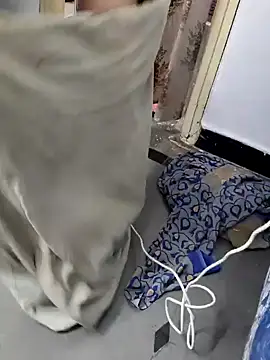 Snapshot of Januhot18 chatting on 13, 12, 2024 Januhot18 online show from 13, 12, 2024