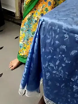 Snapshot of Januhot18 chatting on 17, 12, 2024 Januhot18 online show from 17, 12, 2024