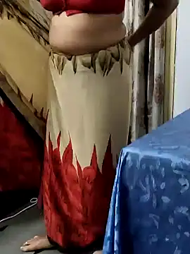 Snapshot of Januhot18 chatting on 18, 12, 2024 Januhot18 online show from 18, 12, 2024