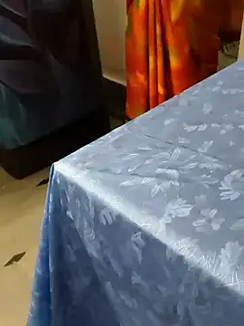 Snapshot of Januhot18 chatting on 21, 12, 2024 Januhot18 online show from 21, 12, 2024