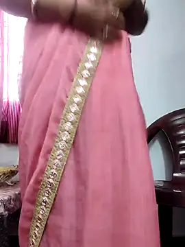 Snapshot of Januhot18 chatting on 9, 1, 2025 Januhot18 online show from 9, 1, 2025