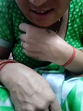 Snapshot of Januhot18 chatting on 16, 2, 2025 Januhot18 online show from 16, 2, 2025