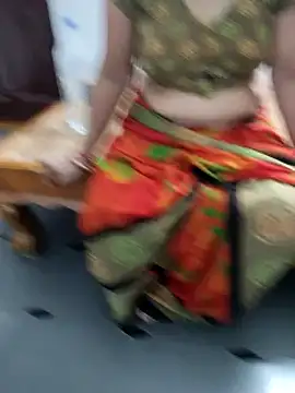 Snapshot of Januhot18 chatting on 24, 2, 2025 Januhot18 online show from 24, 2, 2025