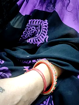 Snapshot of Januhot18 chatting on 25, 2, 2025 Januhot18 online show from 25, 2, 2025