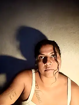 Giselabrunette25 online show from 16, 10, 2025