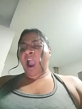 Giselabrunette25 online show from 28, 3, 2026