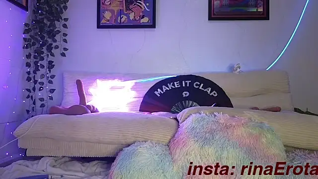 Snapshot of yummyrina chatting on 3, 11, 2025 yummyrina online show from 3, 11, 2025