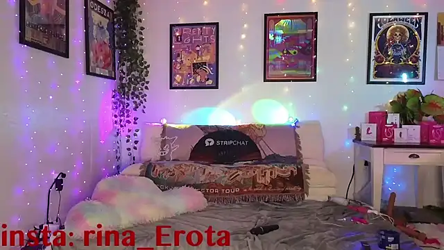 Snapshot of yummyrina chatting on 11, 11, 2025 yummyrina online show from 11, 11, 2025