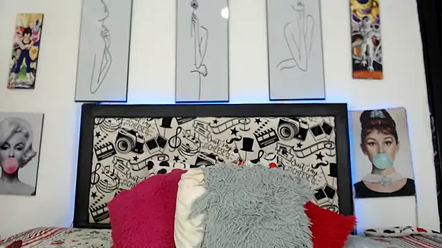 Rihana14 online show from 17, 4, 2026