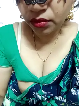 Snapshot of Hotanita99 chatting on 7, 1, 2025 Hotanita99 online show from 7, 1, 2025