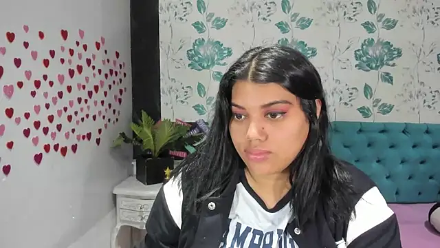 LindaBreeS online show from 3, 2, 2025