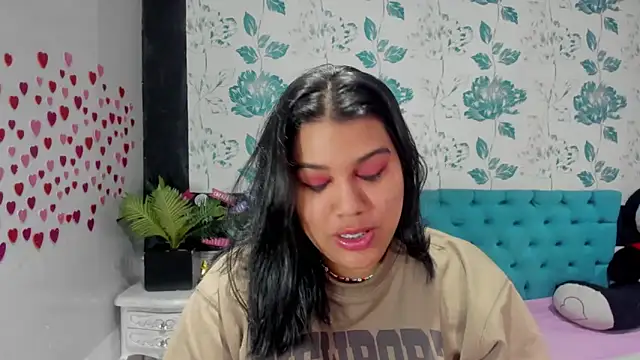 LindaBreeS online show from 6, 2, 2025