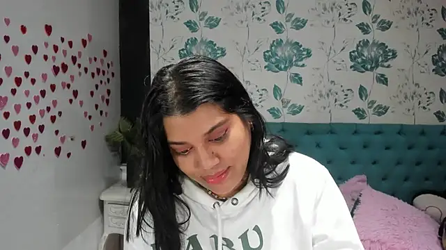 LindaBreeS online show from 6, 3, 2025