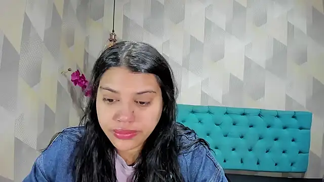 LindaBreeS online show from 5, 10, 2025