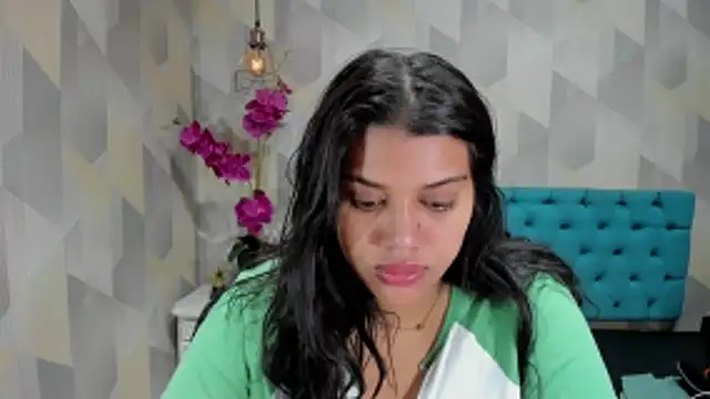 LindaBreeS online show from 24, 10, 2025