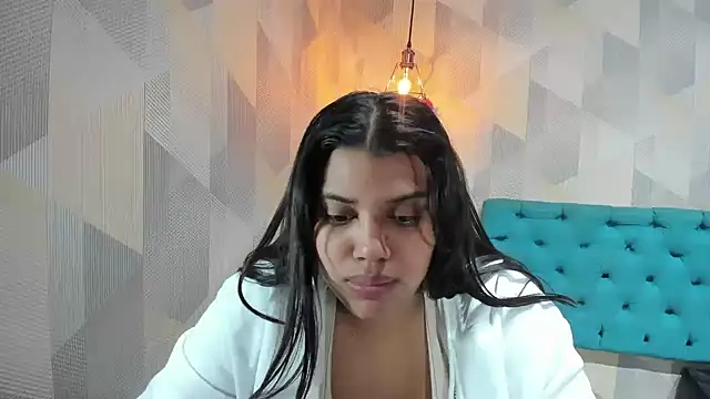 LindaBreeS online show from 7, 6, 2026