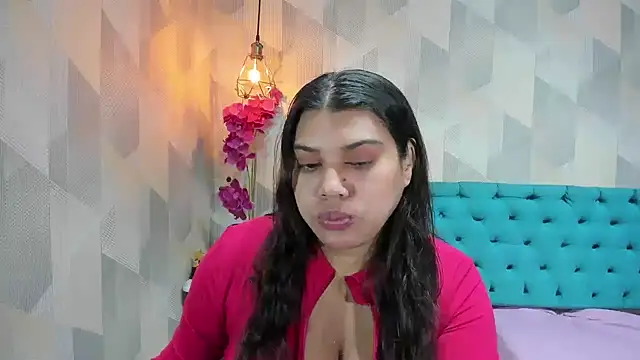 LindaBreeS online show from 9, 6, 2026