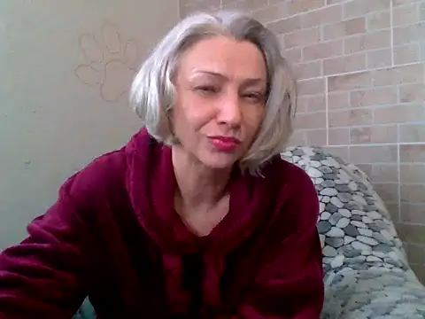 Lorie Carrie online show from 9, 1, 2026