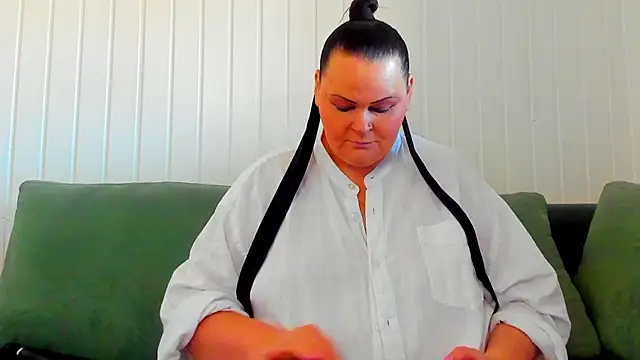 MilanaBiegert online show from 19, 3, 2026