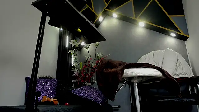 almma shy online show from 7, 2, 2025