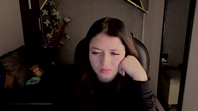 almma shy online show from 15, 9, 2025