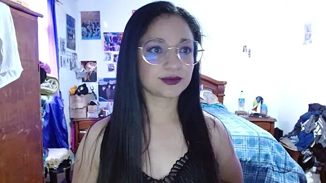 Snapshot of SerenaSweet chatting on 18, 5, 2026 SerenaSweet online show from 18, 5, 2026