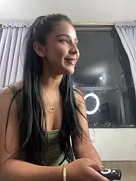 Snapshot of Nikothyna chatting on 1, 2, 2025 Nikothyna online show from 1, 2, 2025