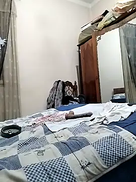 Snapshot of Lucia8600 chatting on 7, 2, 2026 Lucia8600 online show from 7, 2, 2026