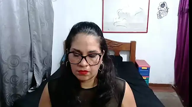 Mistresskloe01 online show from 8, 1, 2025