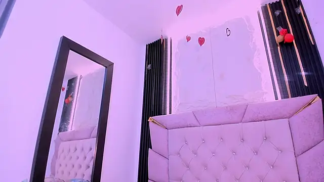 laurem-paulette online show from 14, 3, 2025