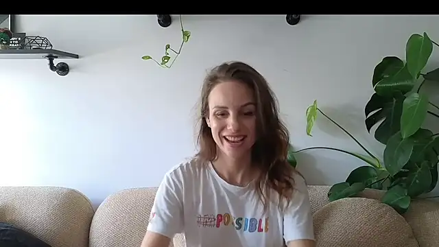 Snapshot of Mary_Wet chatting on 15, 7, 2026 Mary Wet online show from 15, 7, 2026